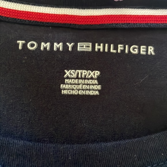 TOMMY HILFIGER Love Tee Navy Blue w/ Lace Lettering Excellent Condition Size XS - Picture 5 of 10
